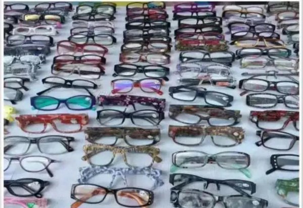 摆地摊卖什么能赚钱