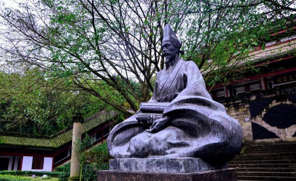 三国志是谁写的