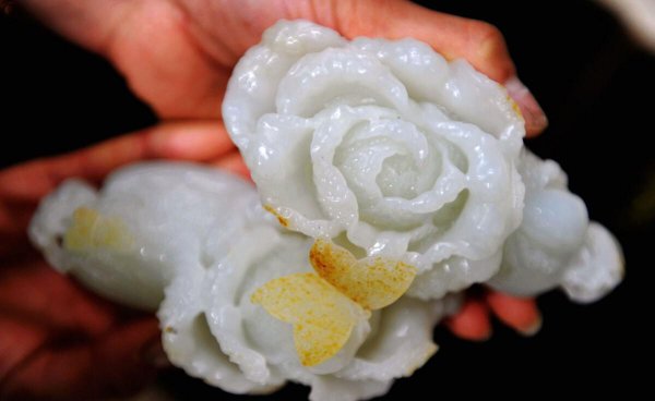 和田玉怎么保养会越来越润