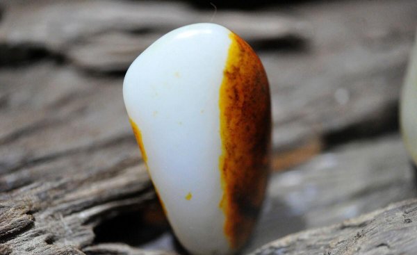 和田玉怎么保养会越来越润