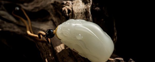 缺水戴什么材质貔貅好