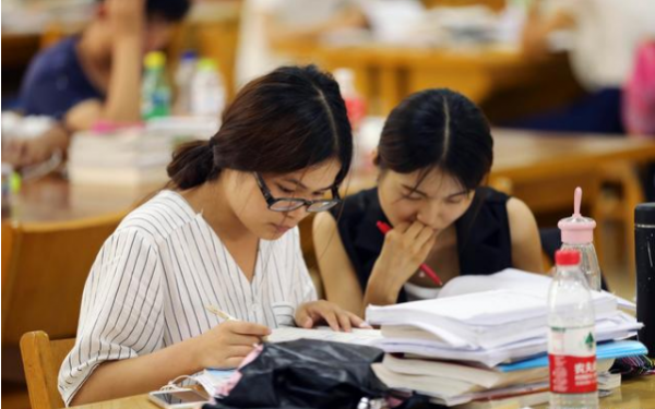 专硕与学硕的含金量哪个好