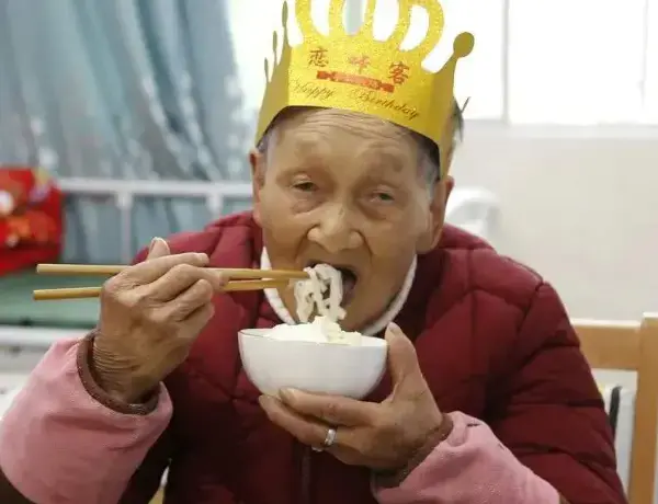 老人快要过世时都是什么前兆