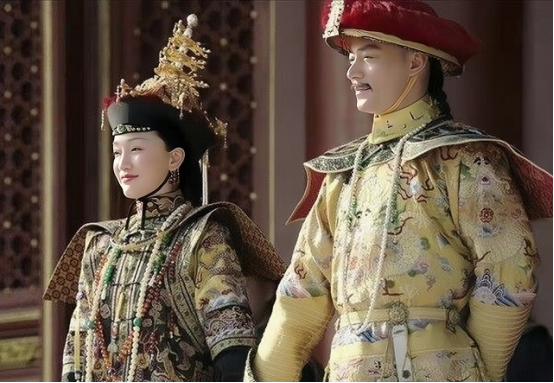 那拉氏皇后断发之谜