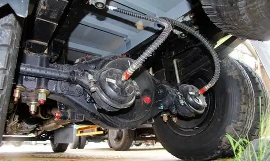 气刹和油刹的区别都一样开吗