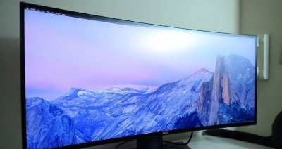 电脑显示器曲面屏和平面屏哪个好 曲面屏和平面屏区别