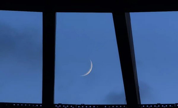 手机怎么拍月亮更清晰