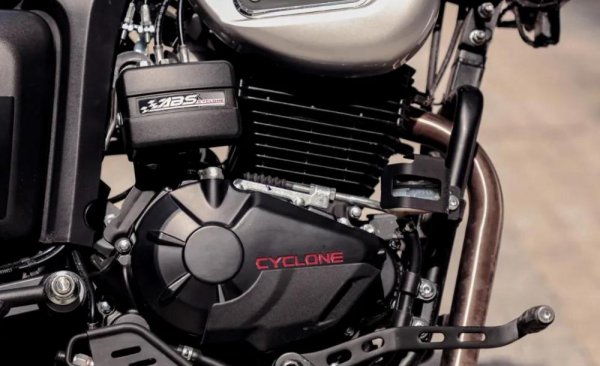 两万左右的摩托车