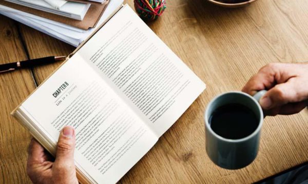 老板坐车坐哪个位置后排