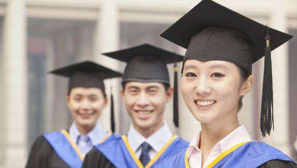 公务员多少岁之前可以考