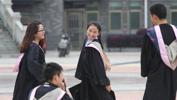 公务员多少岁之前可以考