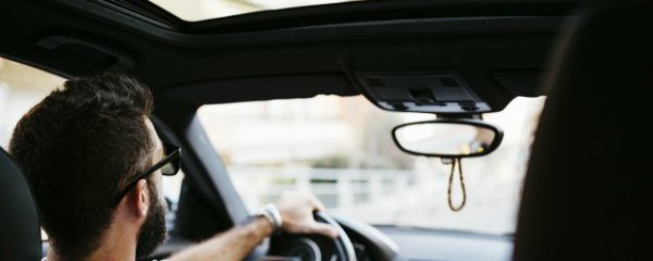 车里什么物件比较实用一些