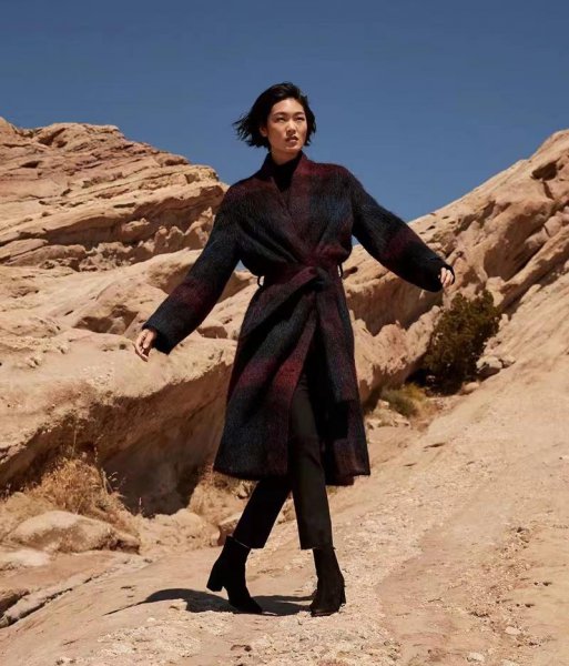 大衣配什么裤子好看