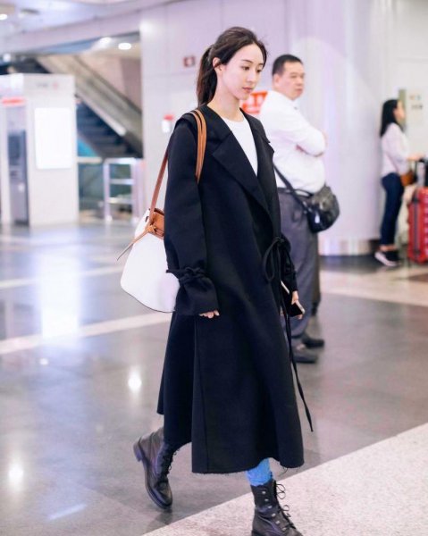 大衣配什么裤子好看