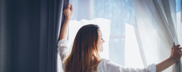 如何选择窗帘的颜色