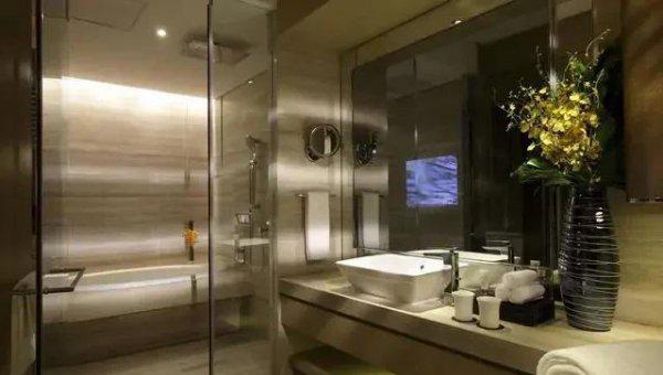 为什么酒店的浴室玻璃是透明或半透明的
