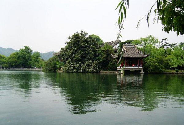 杭州有什么山的风景比较出名