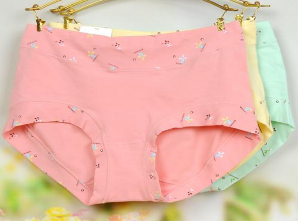 女生内裤多久换一次新的