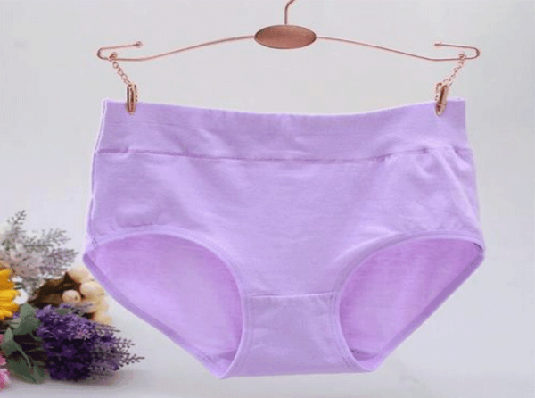 女生内裤多久换一次新的