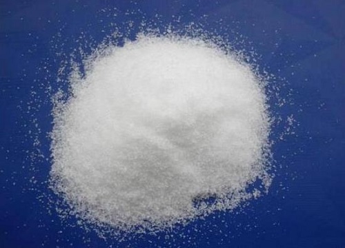 磷酸二氢钾如何正确浇灌茶花