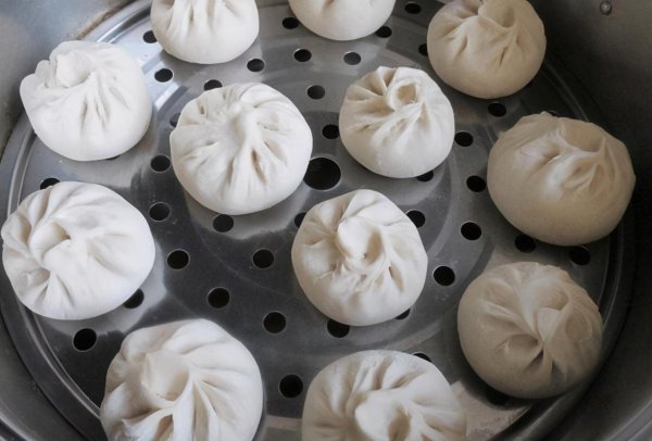 牛肉包子需要蒸多长时间才能熟