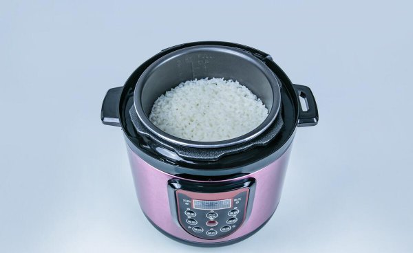 高压锅做米饭上气后需要多长时间