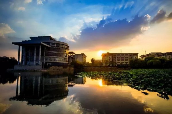 南京邮电大学是双一流吗