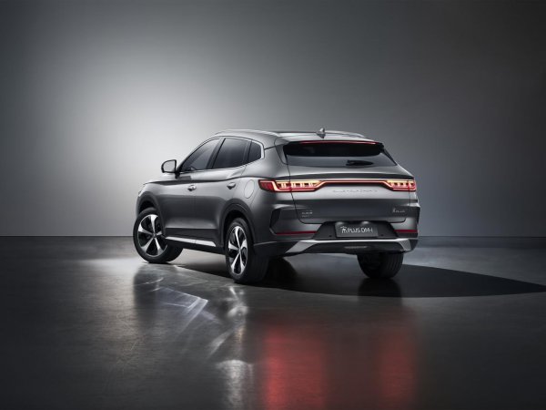 宋pro和宋plus哪个更值得买