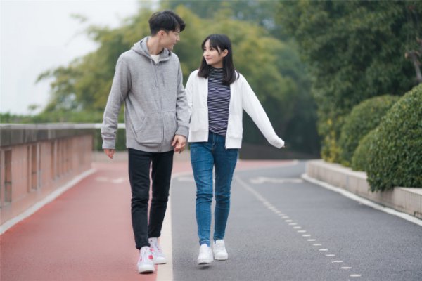 如何让老公对自己越来越有兴趣