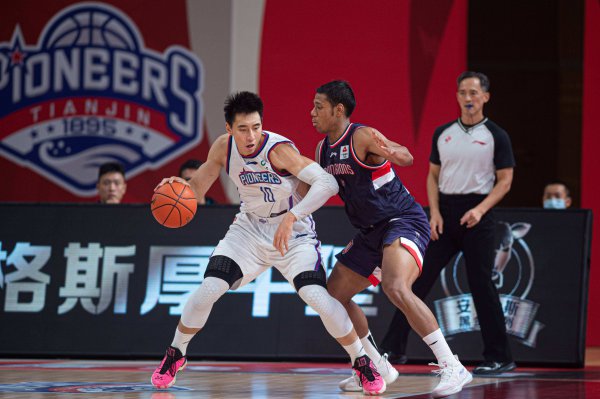 祝铭震是混血吗