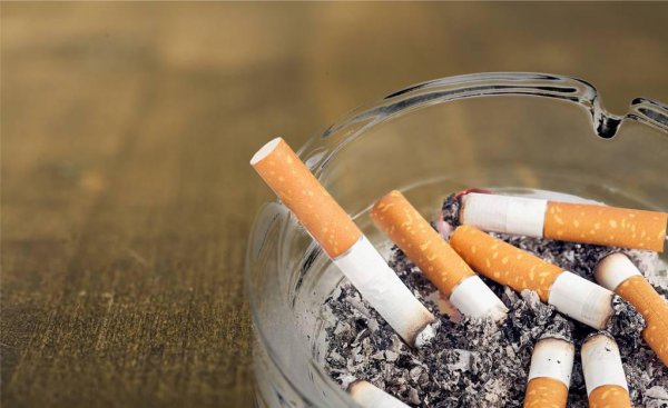 染发膏沾到皮肤上怎么去除