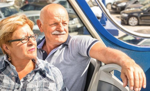 老夫少妻的婚姻谁吃亏