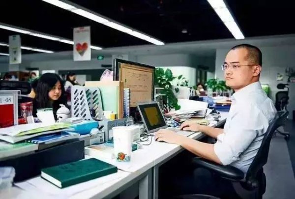 美团创始人王兴简介