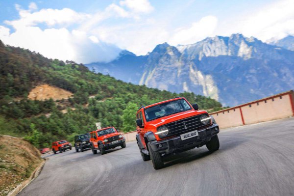 川藏线自驾游开什么车合适