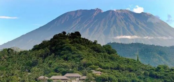 巴厘岛在哪个国家的什么地方