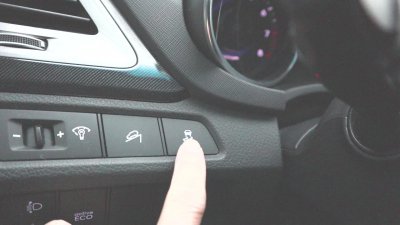 汽车esp是什么功能 车辆在什么情况下需要关掉ESP