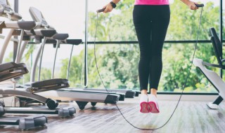 跳绳减肥的好处和坏处 跳绳减肥有哪些好处和坏处