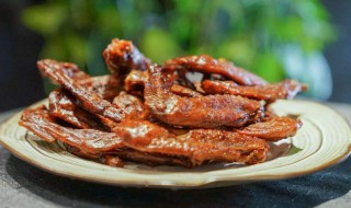 炖鸭翅放什么香料 制作炖鸭子要放什么调料