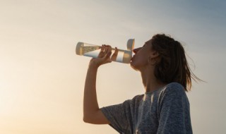 学生水杯刻什么字励志 学生水杯刻哪些字励志