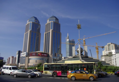 中国最大的省会是哪个城市 面积最大省会相当于8个上海