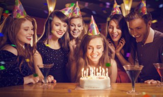 生日蛋糕祝福语简短 生日蛋糕最暖心短句