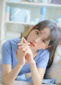 女朋友心烦怎么哄她开心 女朋友说心情不好怎么回复来哄