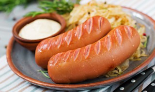 儿童吃火腿肠的好处和坏处 儿童吃火腿肠对身体有哪些好处和坏处