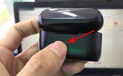 蓝牙耳机怎么连接手机 配对不成功只有一个有声音