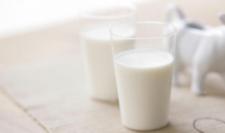 怎样识别牛奶是不是新鲜的 如何识别牛奶是不是新鲜的