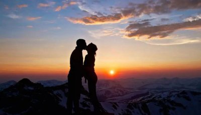 女人拒绝你一般有三种暗示 女生委婉拒绝你的理由与表现