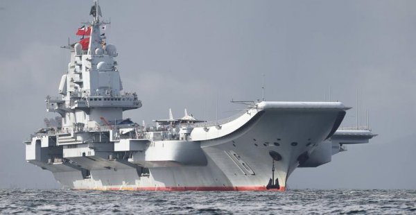 中国第一艘航母是从哪里买来的