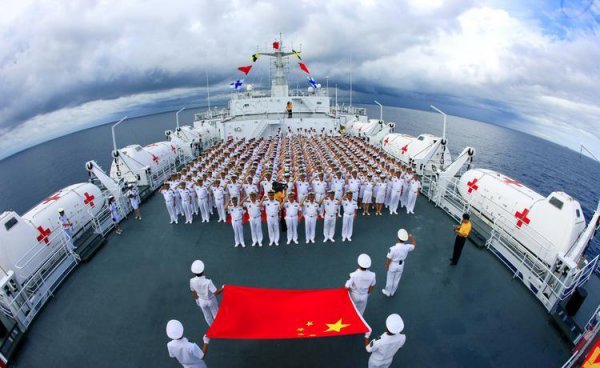 中国第一艘航母是从哪里买来的