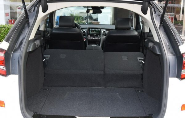 冠道和别克昂科旗哪个实用