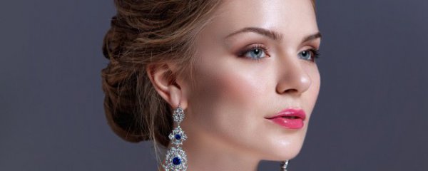 脸大的女生戴什么耳环